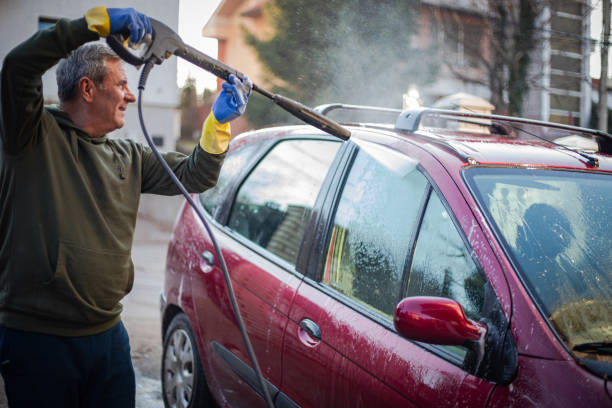 Best Commercial Building Pressure Washing  in Southgate, FL